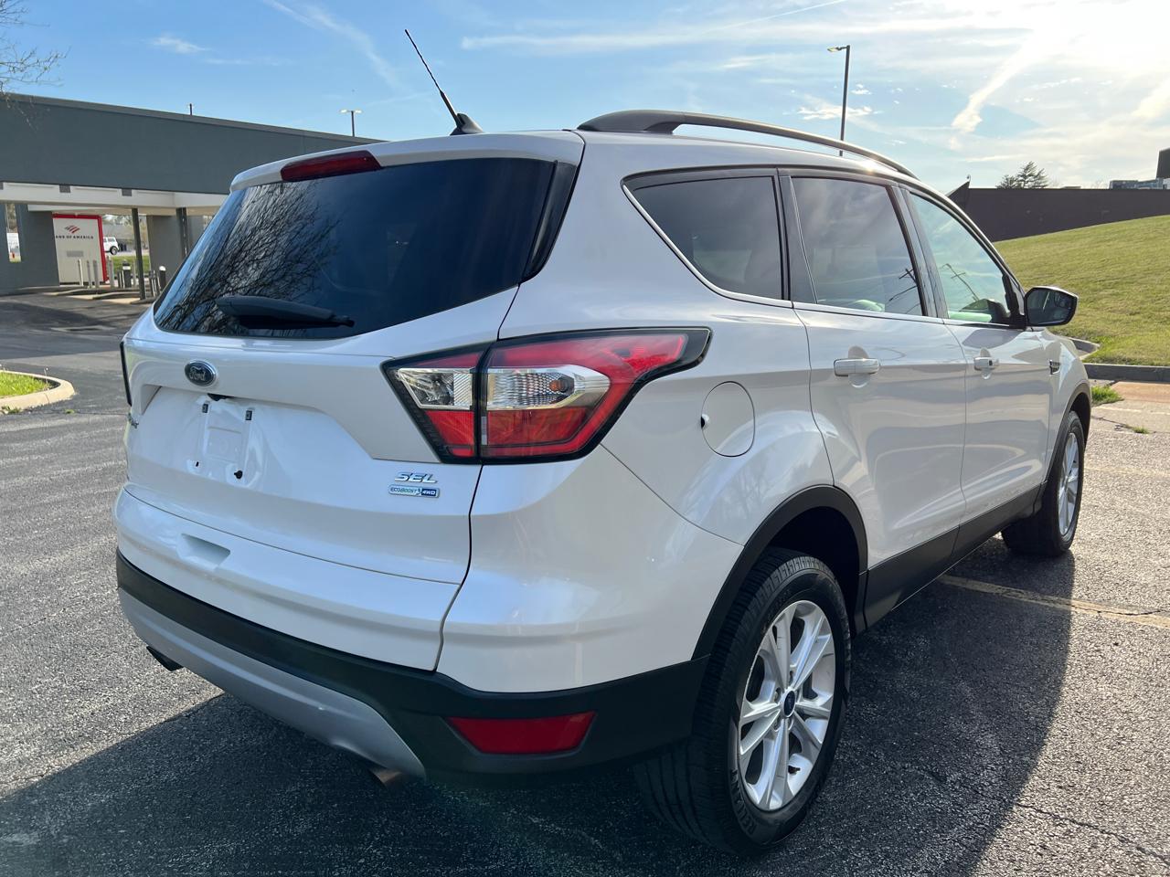 Ford Escape SEL 4WD 2018