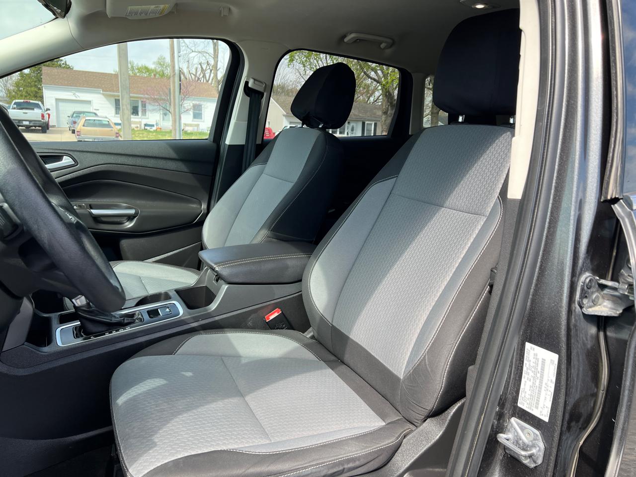 Ford Escape SE FWD 2017