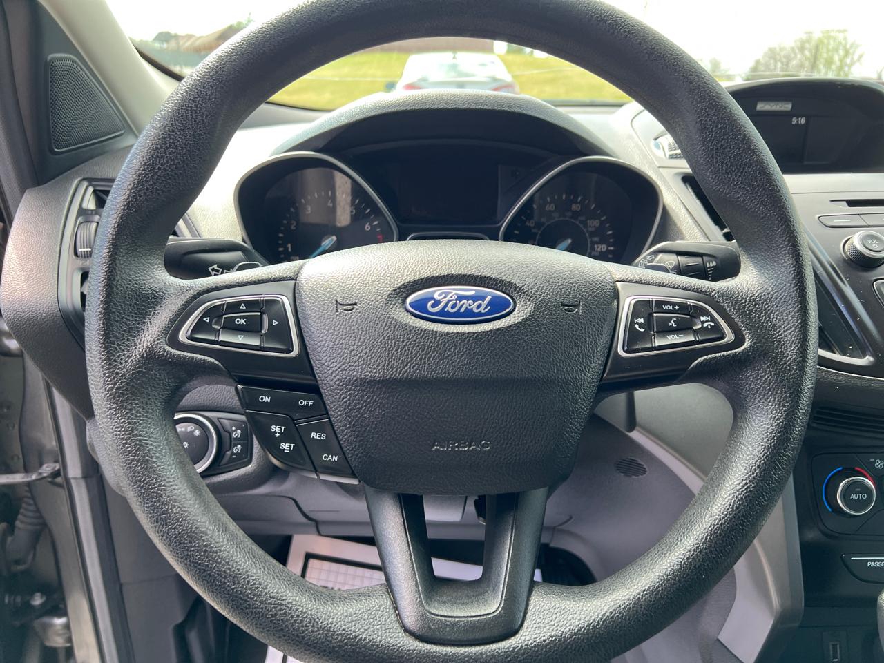 Ford Escape SE FWD 2017