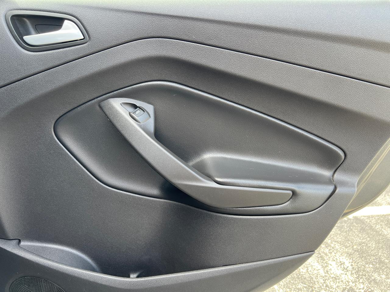 Ford Escape SE FWD 2017