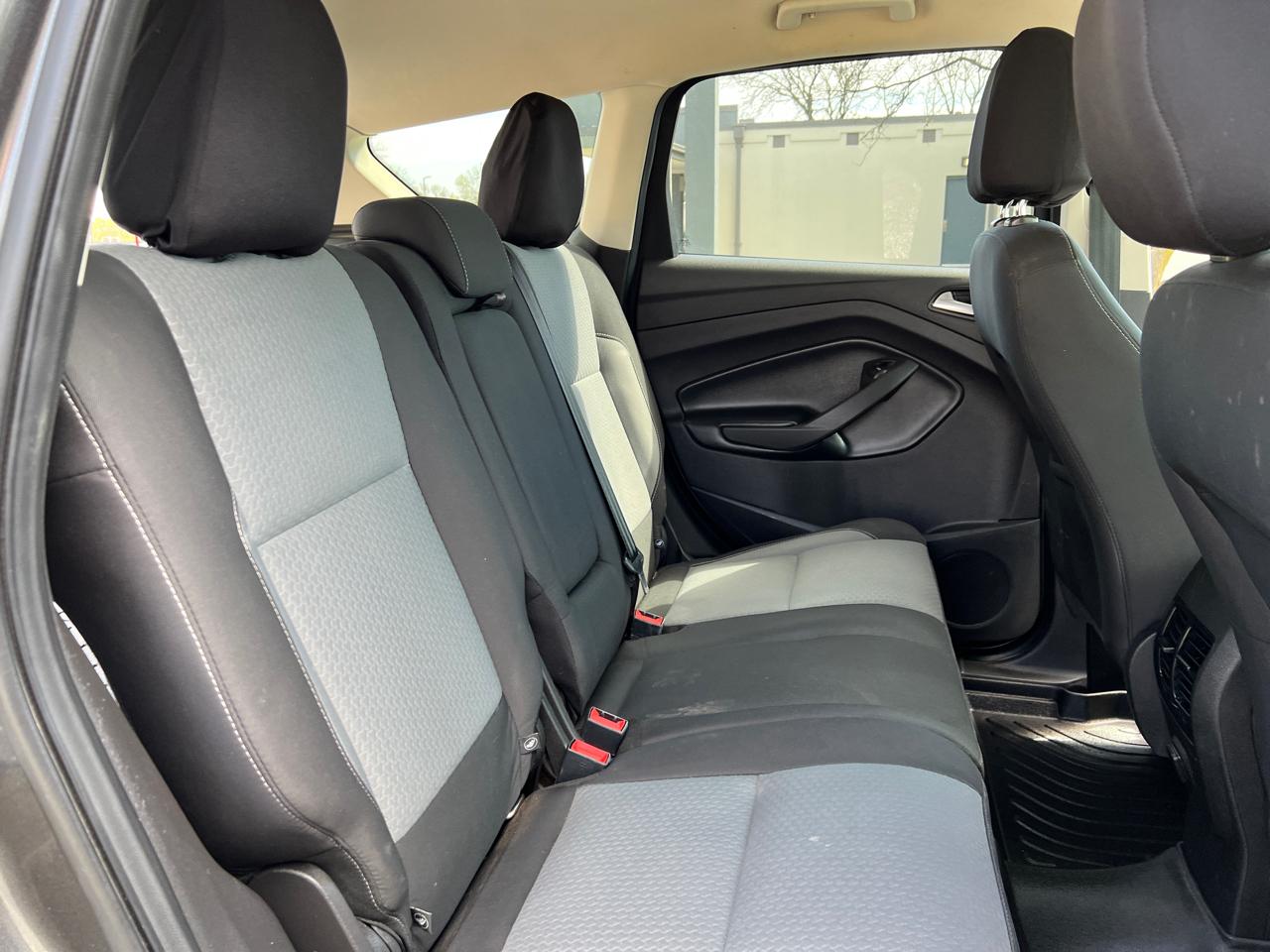 Ford Escape SE FWD 2017