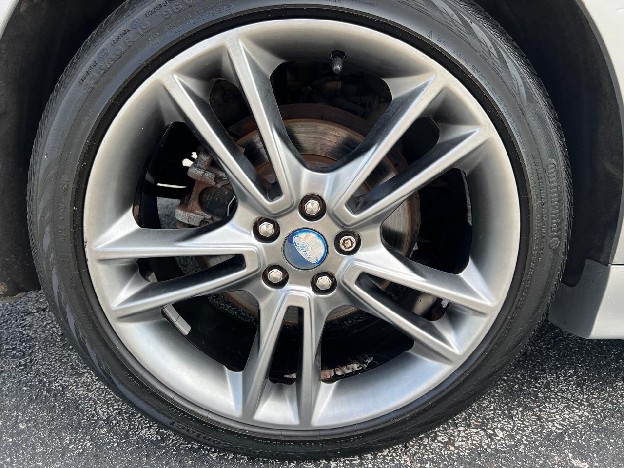 Ford Fusion 4dr Sdn Titanium FWD 2013