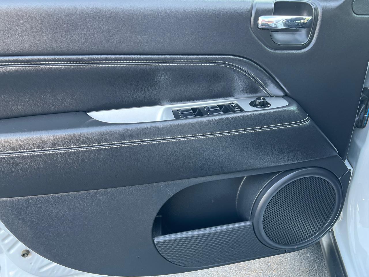 Jeep Compass Latitude 4x4 *Ltd Avail* 2017