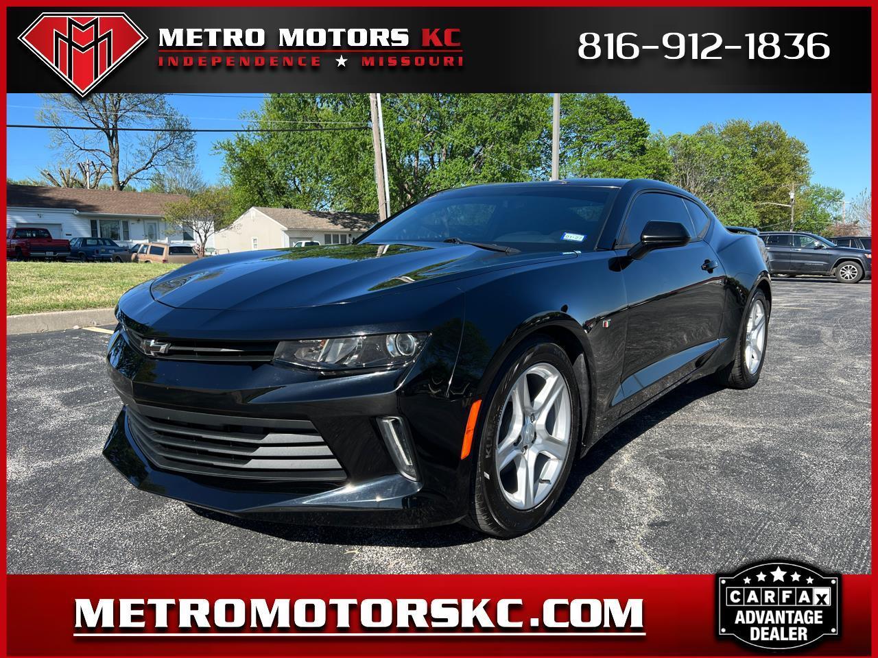 2017 Chevrolet Camaro 2dr Cpe 1LT