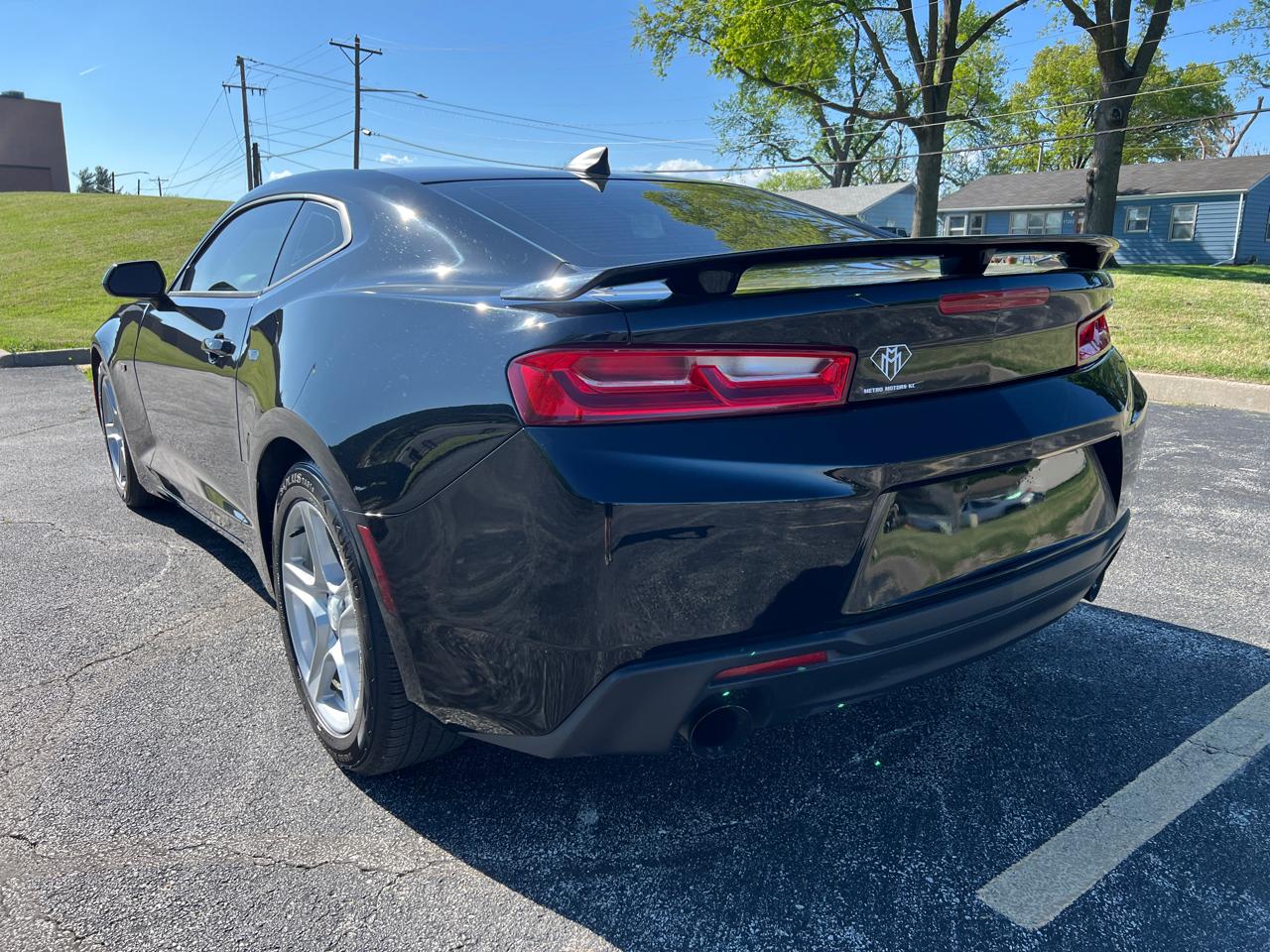 Chevrolet Camaro 2dr Cpe 1LT 2017