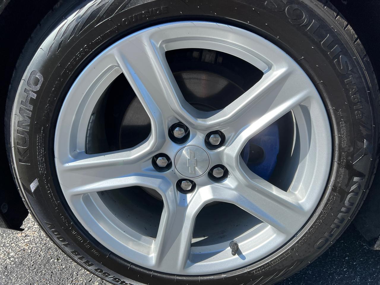 Chevrolet Camaro 2dr Cpe 1LT 2017