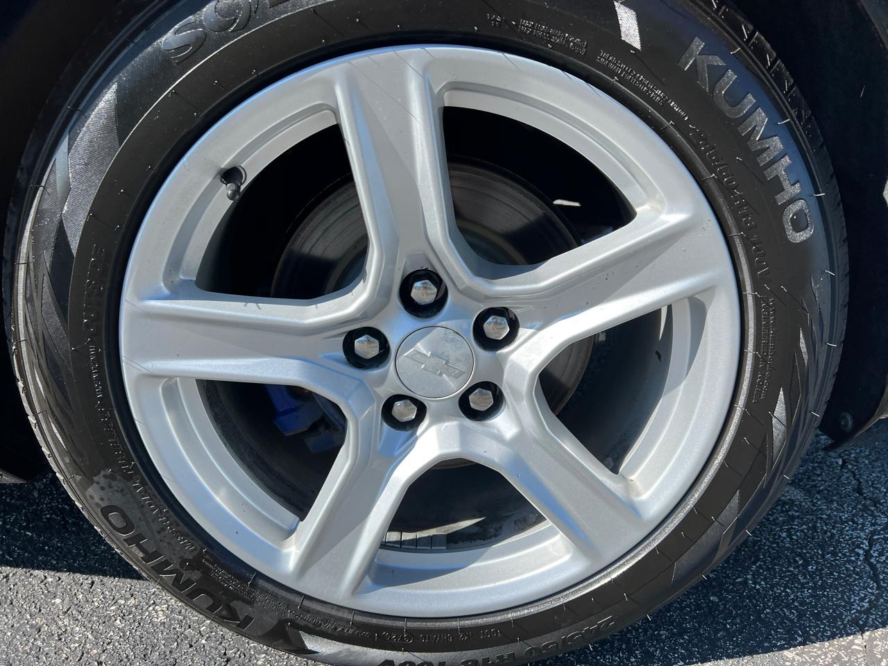 Chevrolet Camaro 2dr Cpe 1LT 2017