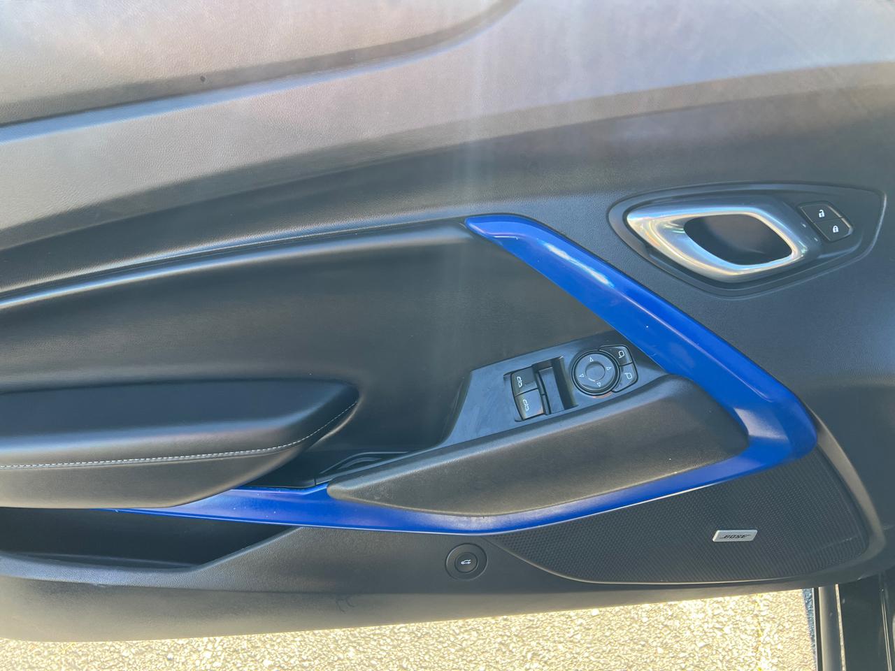 Chevrolet Camaro 2dr Cpe 1LT 2017