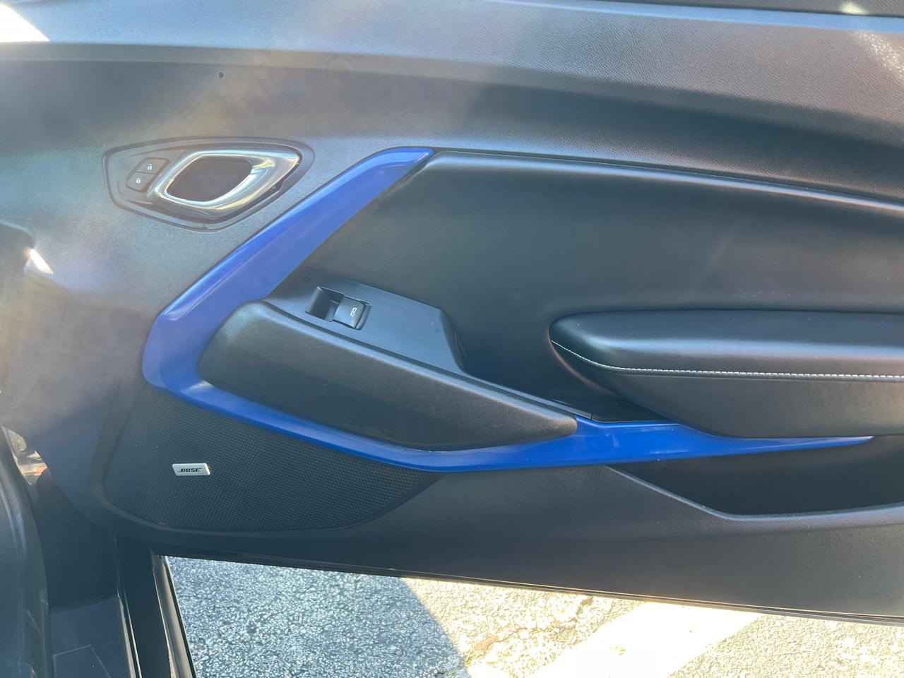 Chevrolet Camaro 2dr Cpe 1LT 2017