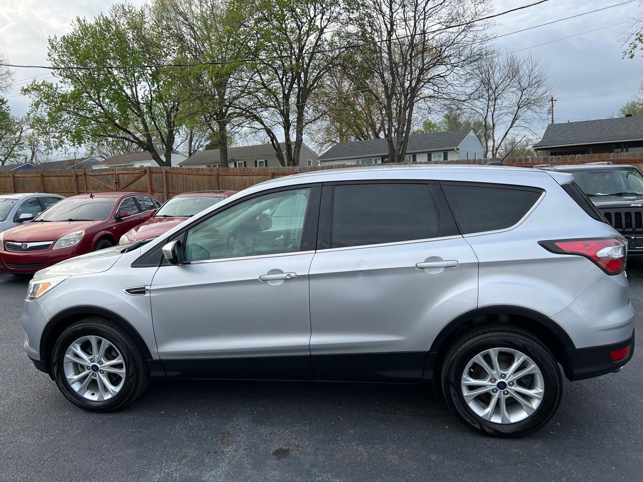 Ford Escape SE FWD 2017