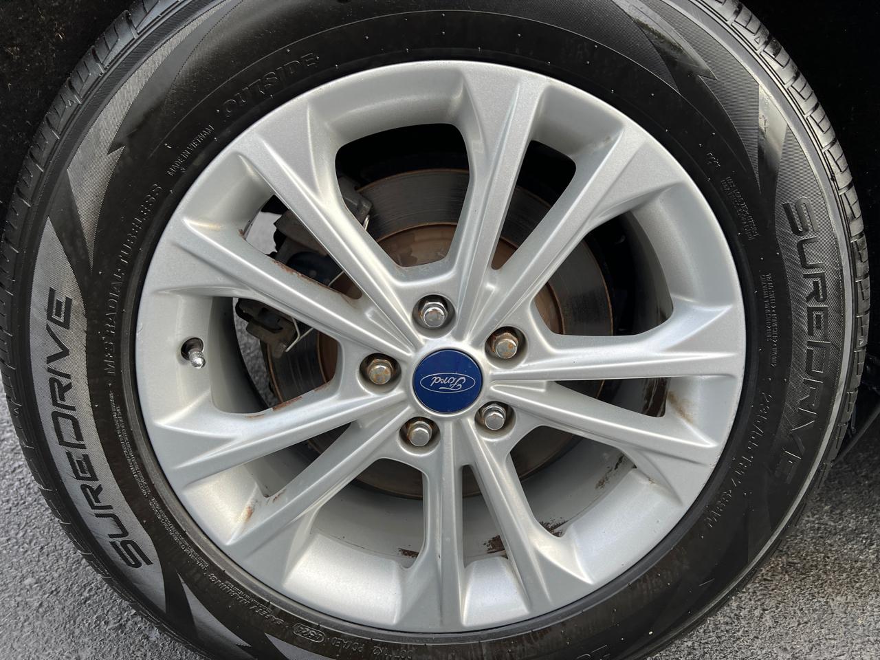 Ford Escape SE FWD 2017