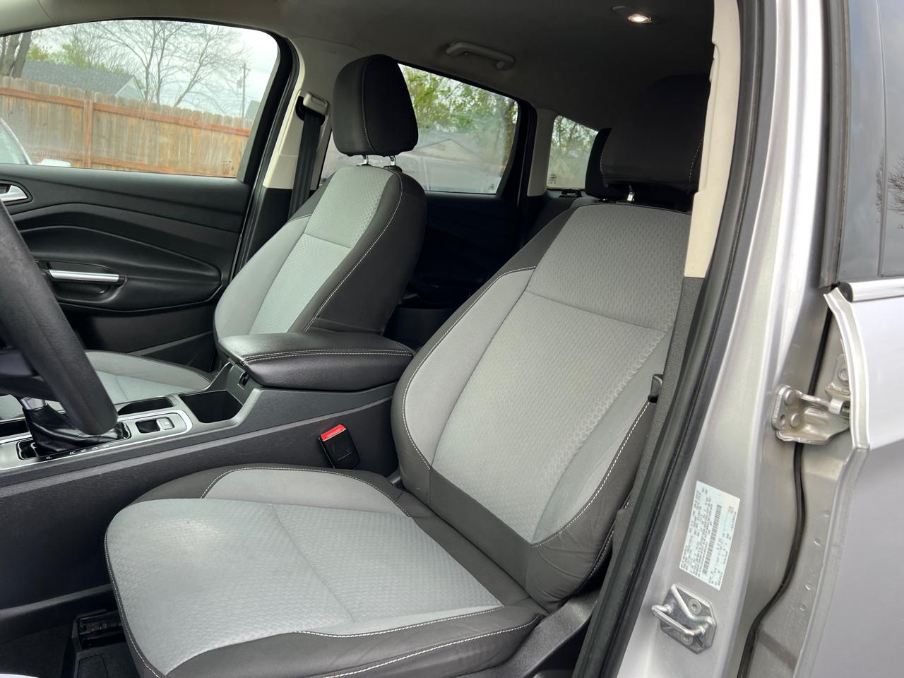 Ford Escape SE FWD 2017