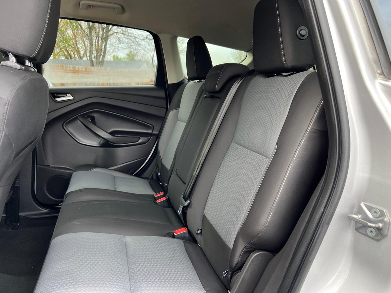 Ford Escape SE FWD 2017