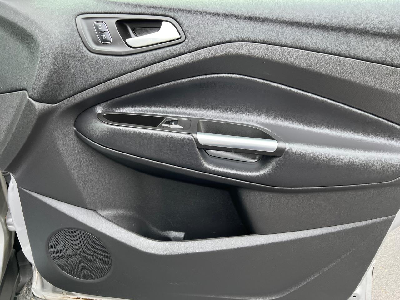 Ford Escape SE FWD 2017