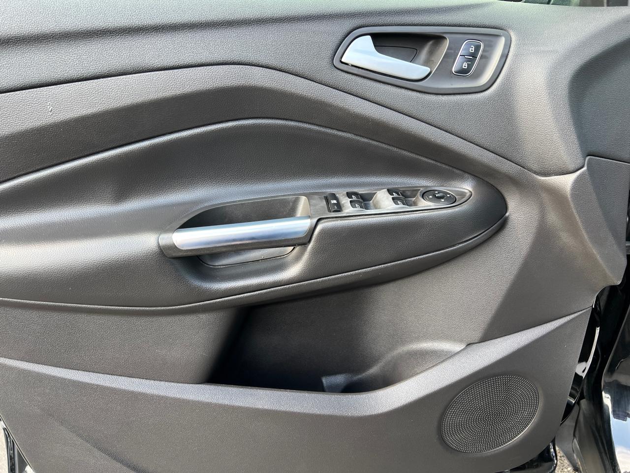 Ford Escape SE FWD 2017