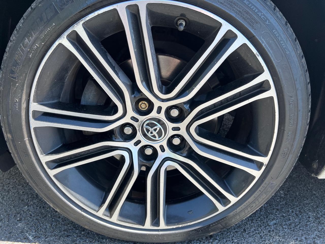 Toyota Camry 4dr Sdn I4 Auto SE w/Special Edition Pkg (Natl) 2016