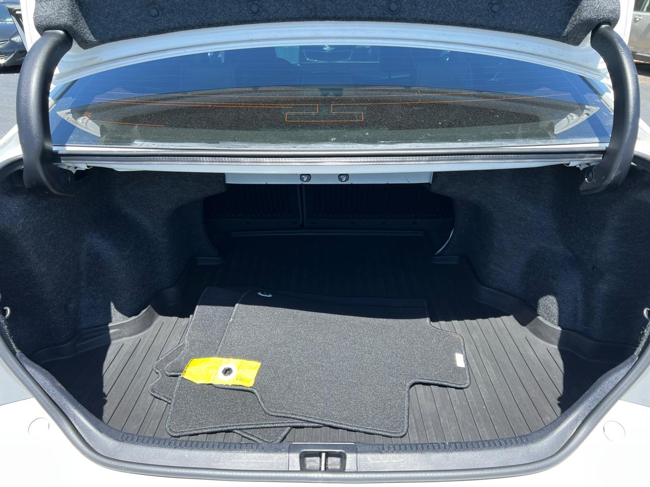 Toyota Camry 4dr Sdn I4 Auto SE w/Special Edition Pkg (Natl) 2016