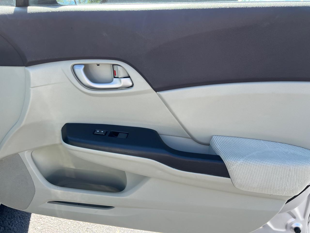 Honda Civic Sdn 4dr Auto LX 2012