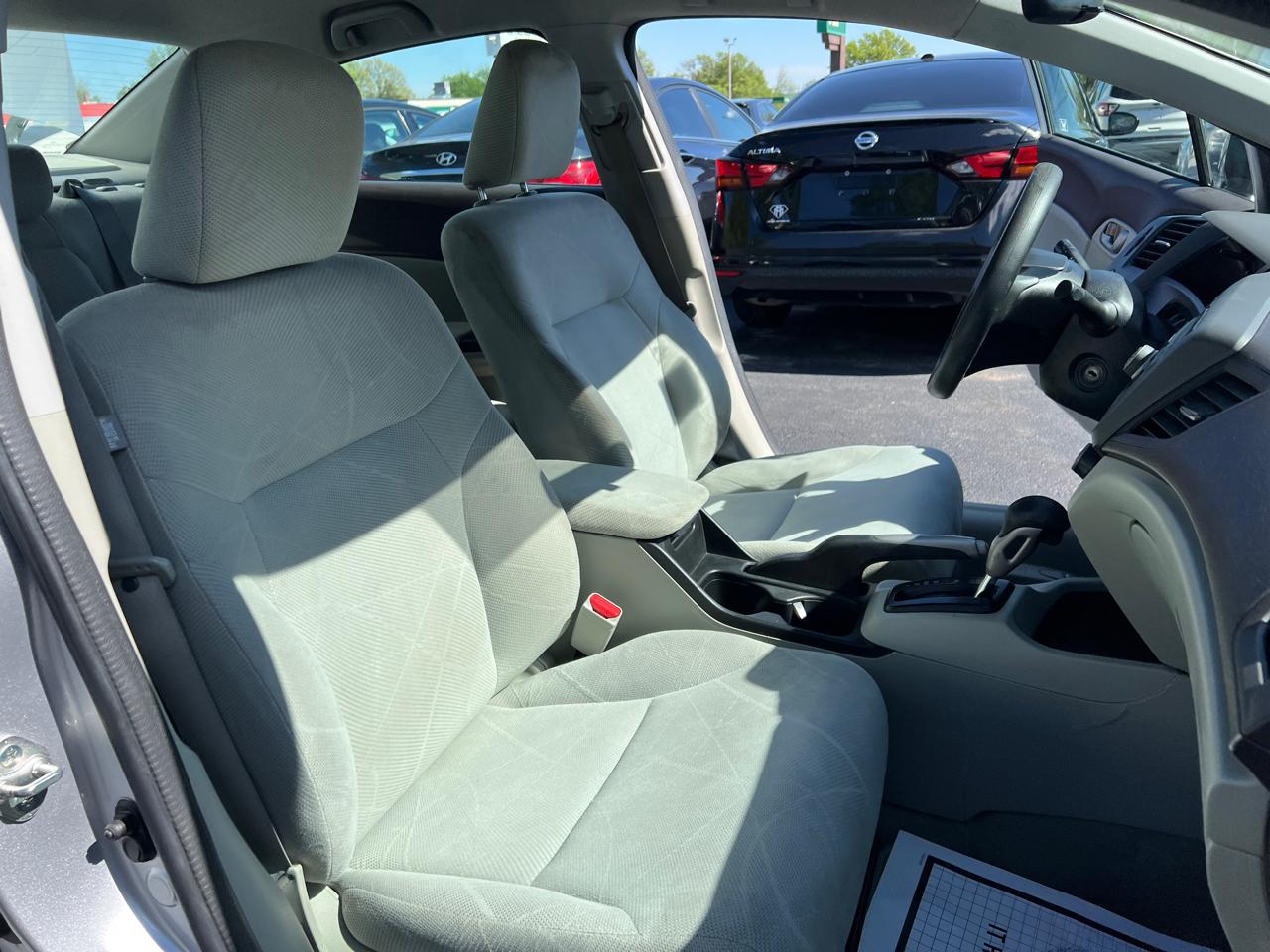 Honda Civic Sdn 4dr Auto LX 2012