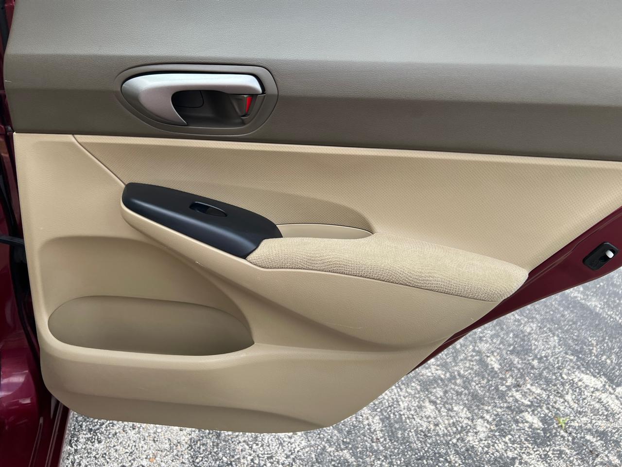 Honda Civic Sdn LX AT 2006