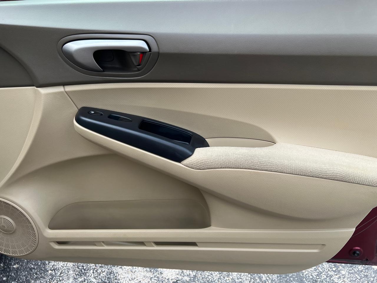 Honda Civic Sdn LX AT 2006