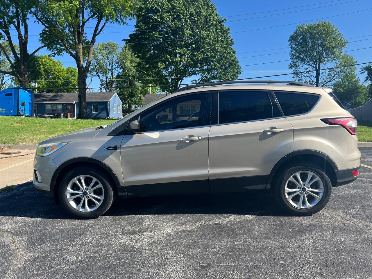 Ford Escape SE FWD 2017
