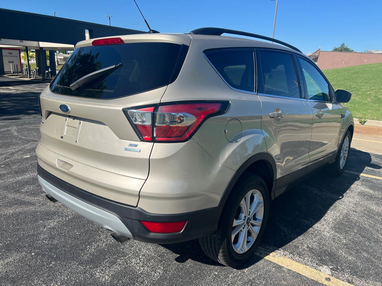 Ford Escape SE FWD 2017