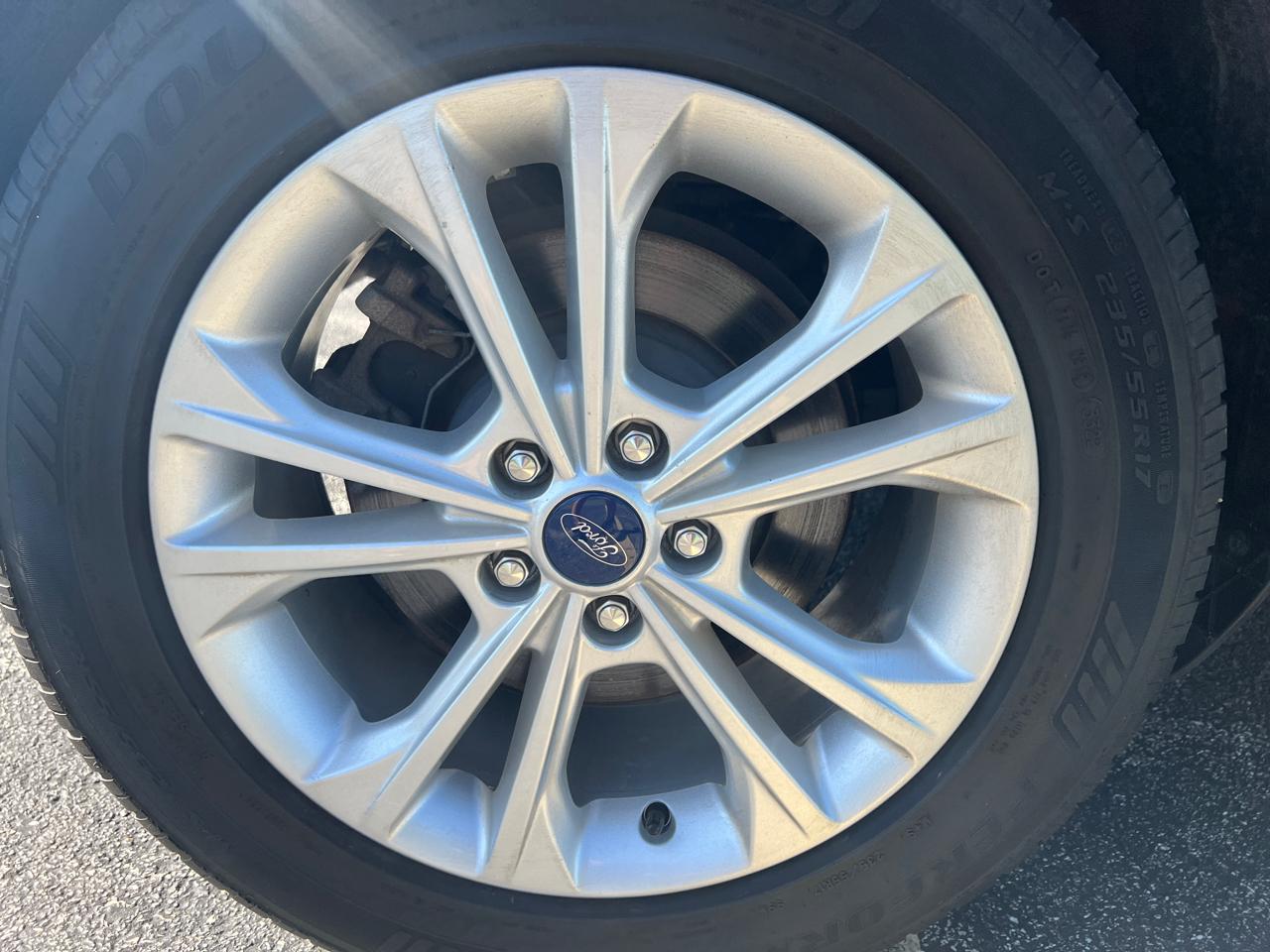 Ford Escape SE FWD 2017