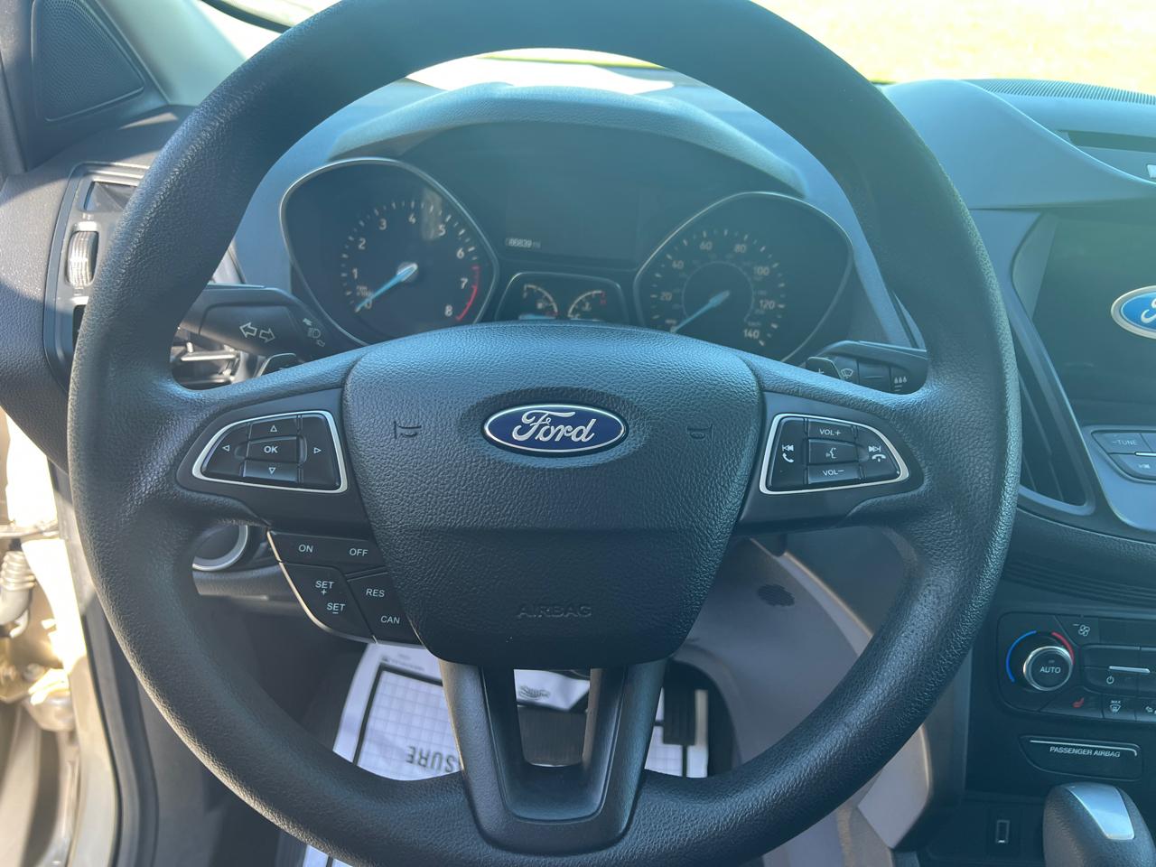 Ford Escape SE FWD 2017