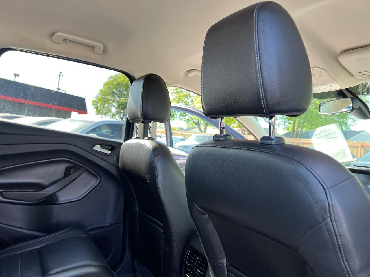 Ford Escape 4WD 4dr Titanium 2014