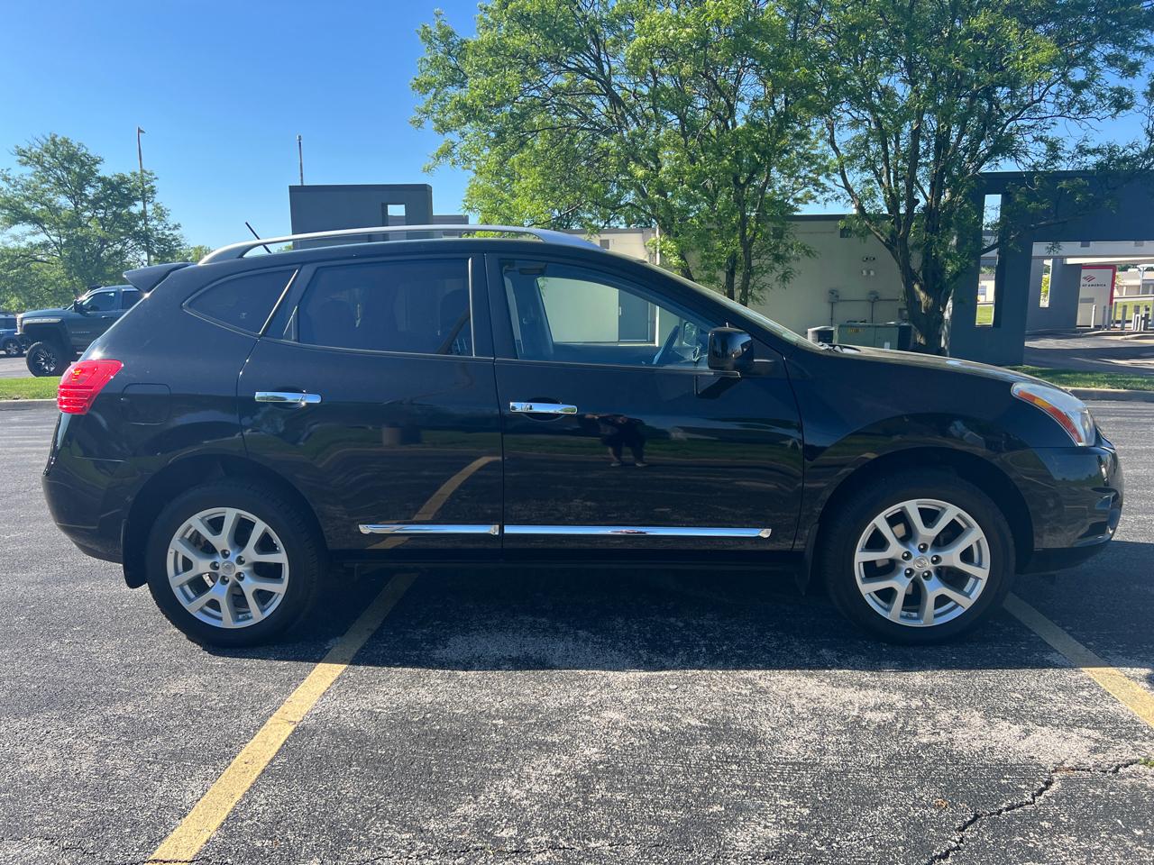 Nissan Rogue AWD 4dr SL 2012