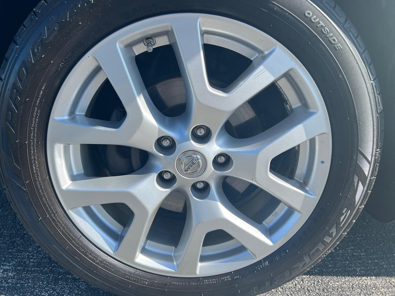 Nissan Rogue AWD 4dr SL 2012