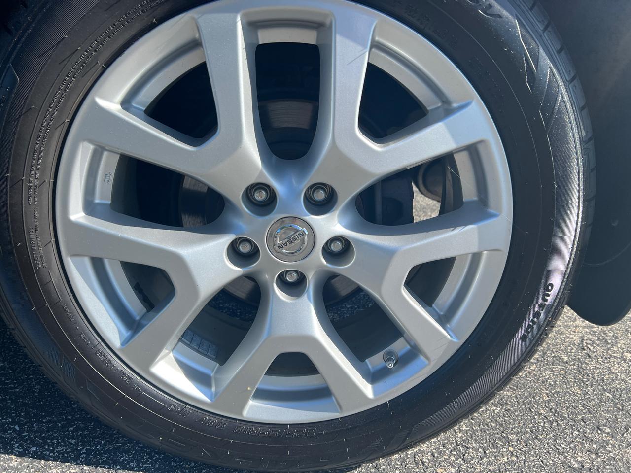 Nissan Rogue AWD 4dr SL 2012