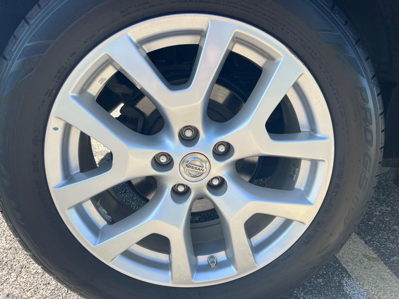 Nissan Rogue AWD 4dr SL 2012