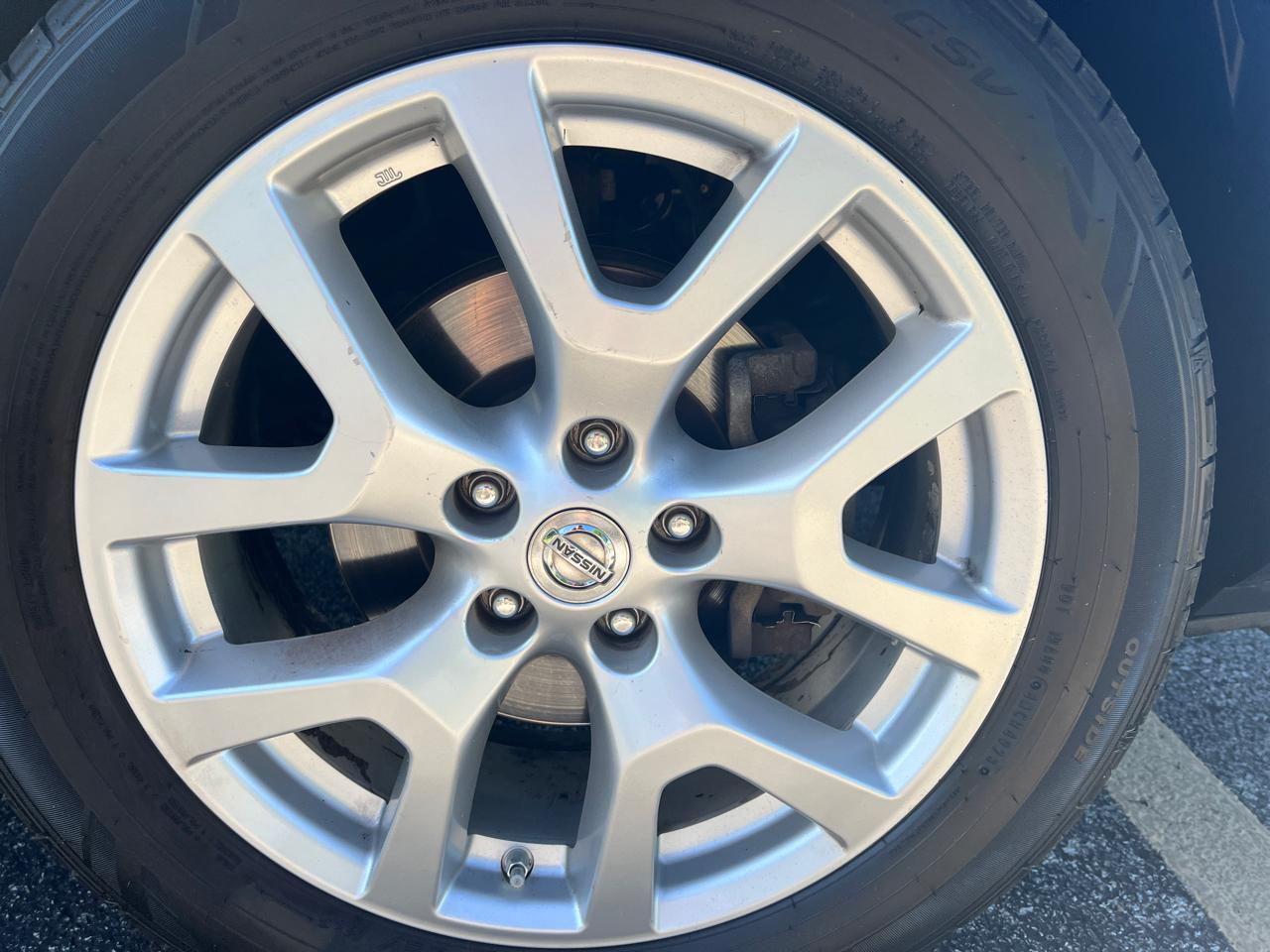 Nissan Rogue AWD 4dr SL 2012