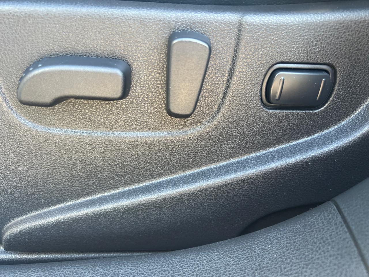 Nissan Rogue AWD 4dr SL 2012