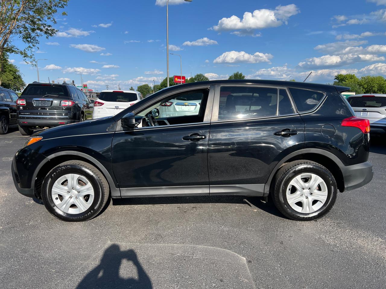 Toyota RAV4 AWD 4dr LE (Natl) 2015