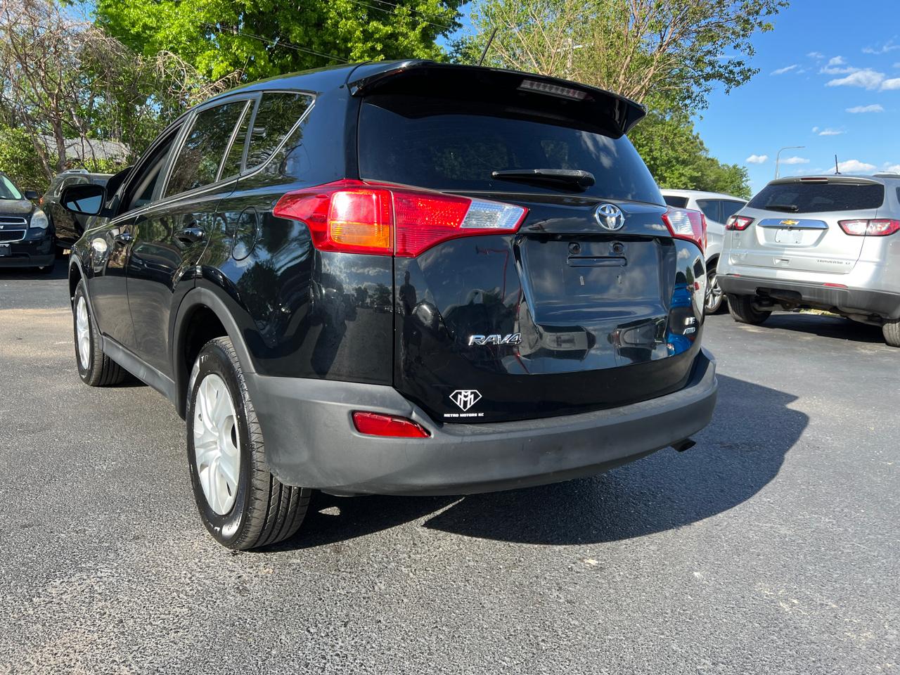 Toyota RAV4 AWD 4dr LE (Natl) 2015