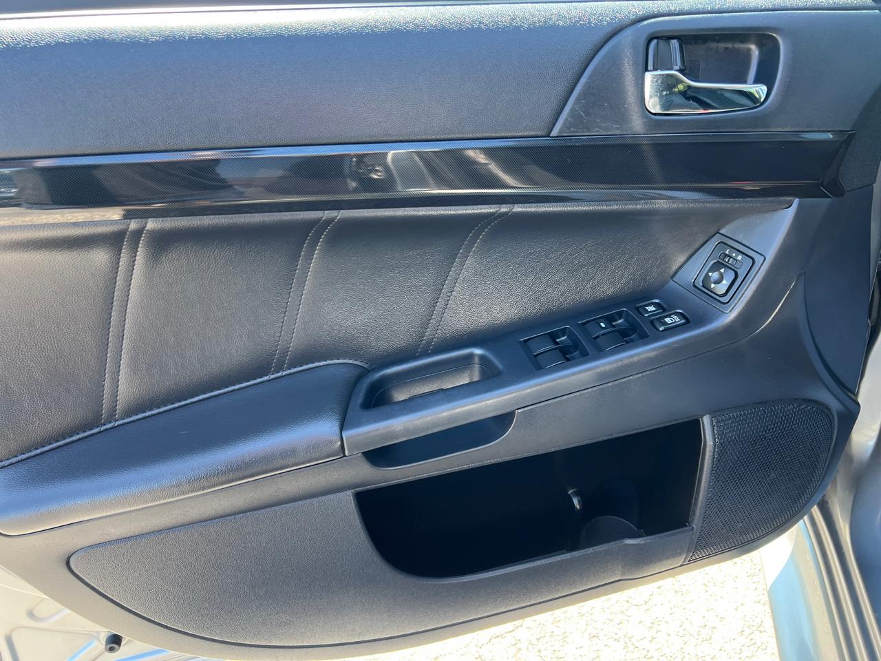 Mitsubishi Lancer 4dr Sdn CVT SEL AWC 2016