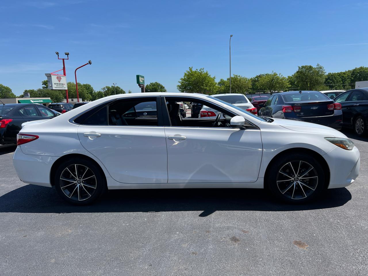 Toyota Camry 4dr Sdn V6 Auto XSE (Natl) 2015