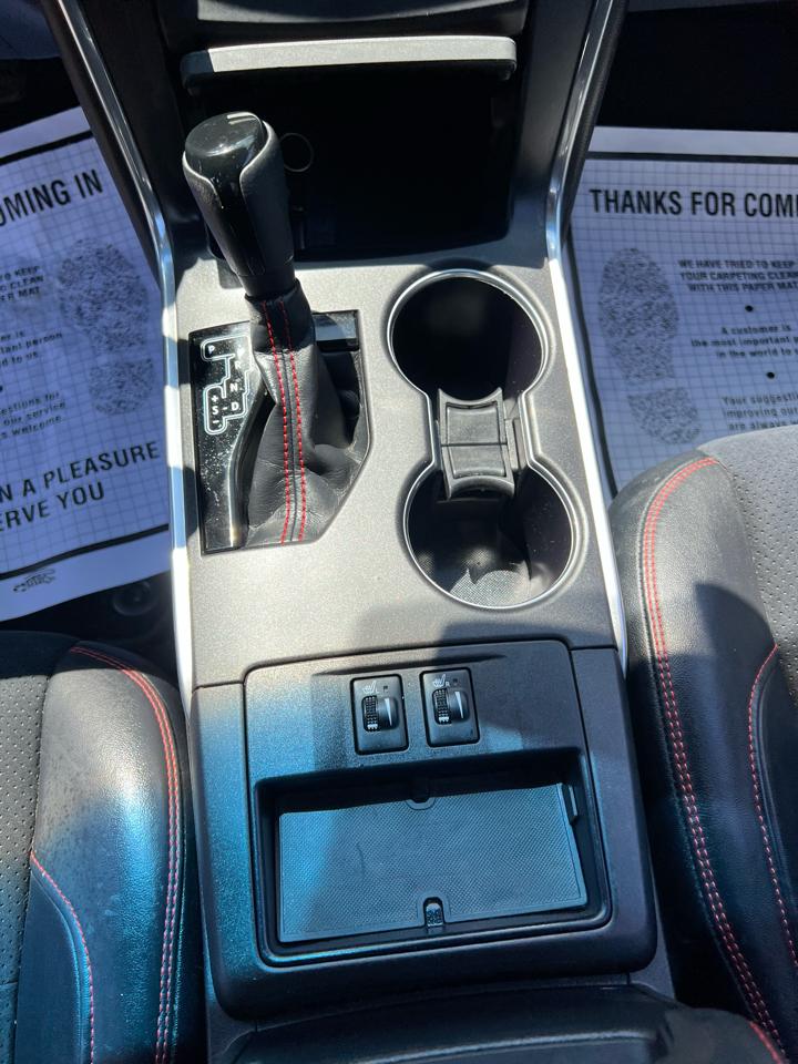 Toyota Camry 4dr Sdn V6 Auto XSE (Natl) 2015