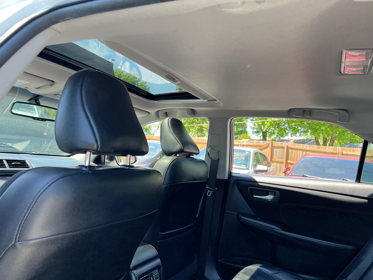 Toyota Camry 4dr Sdn V6 Auto XSE (Natl) 2015