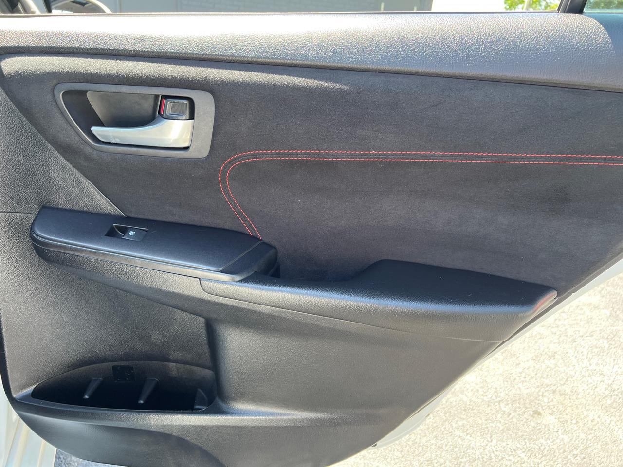Toyota Camry 4dr Sdn V6 Auto XSE (Natl) 2015
