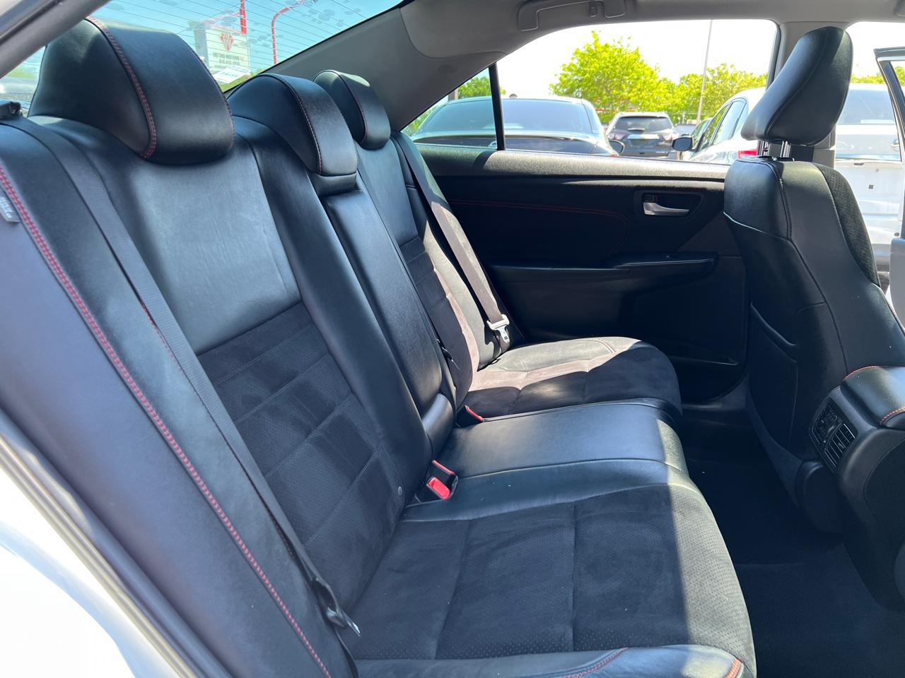 Toyota Camry 4dr Sdn V6 Auto XSE (Natl) 2015