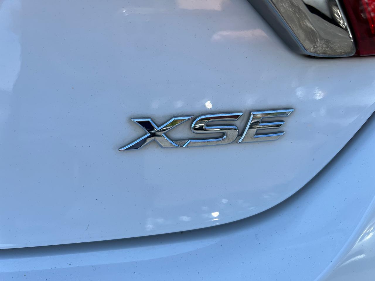 Toyota Camry 4dr Sdn V6 Auto XSE (Natl) 2015