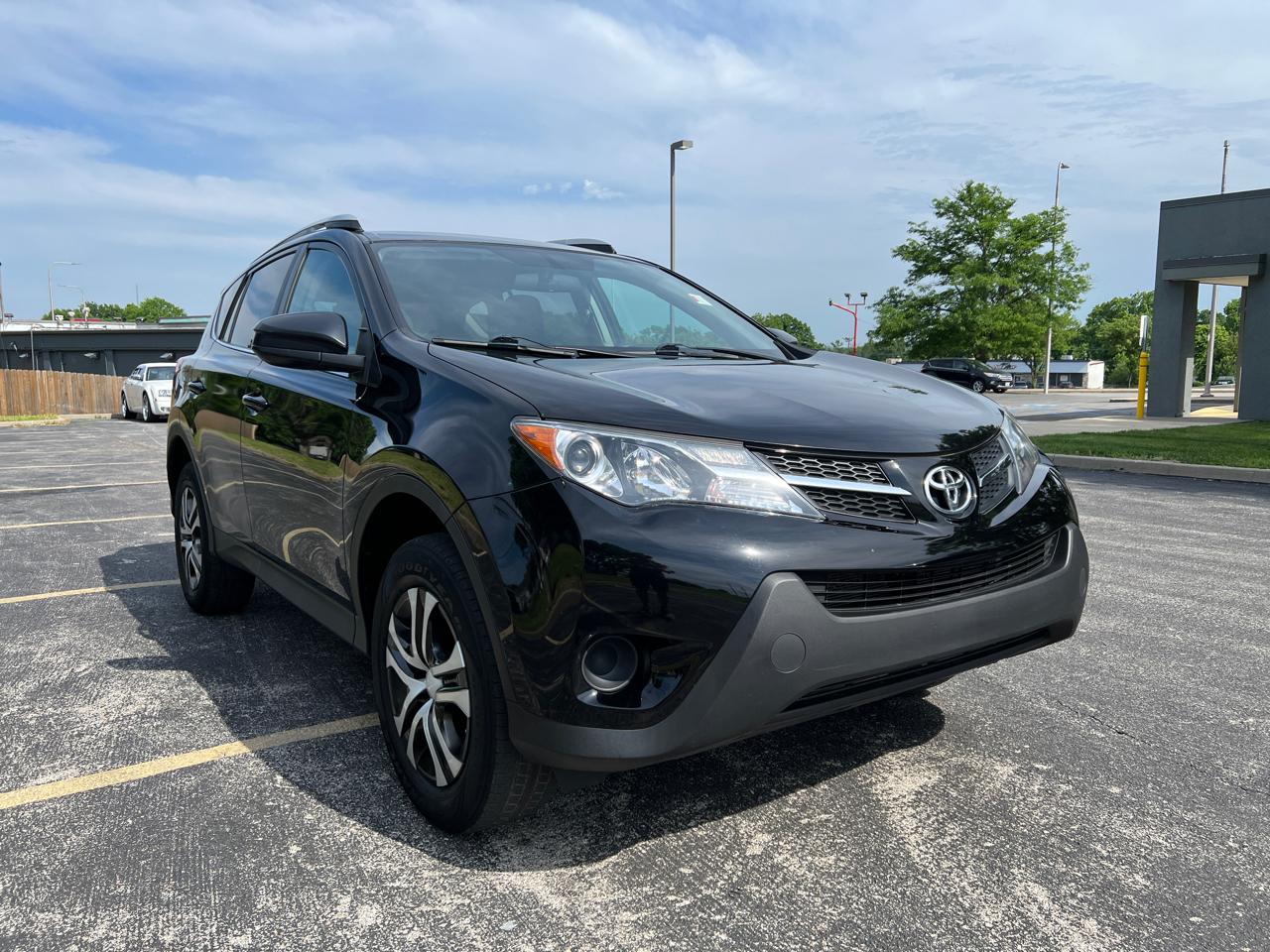 Toyota RAV4 AWD 4dr LE (Natl) 2015