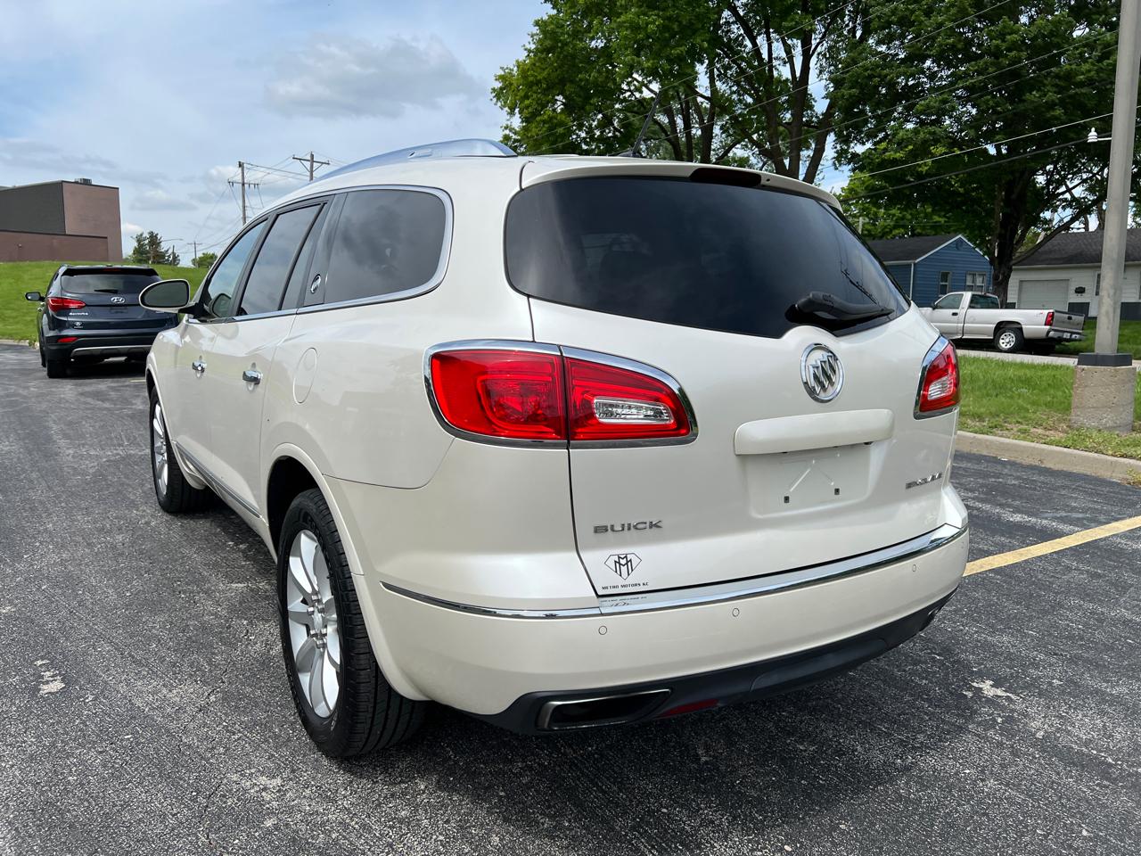 Buick Enclave FWD 4dr Premium 2014
