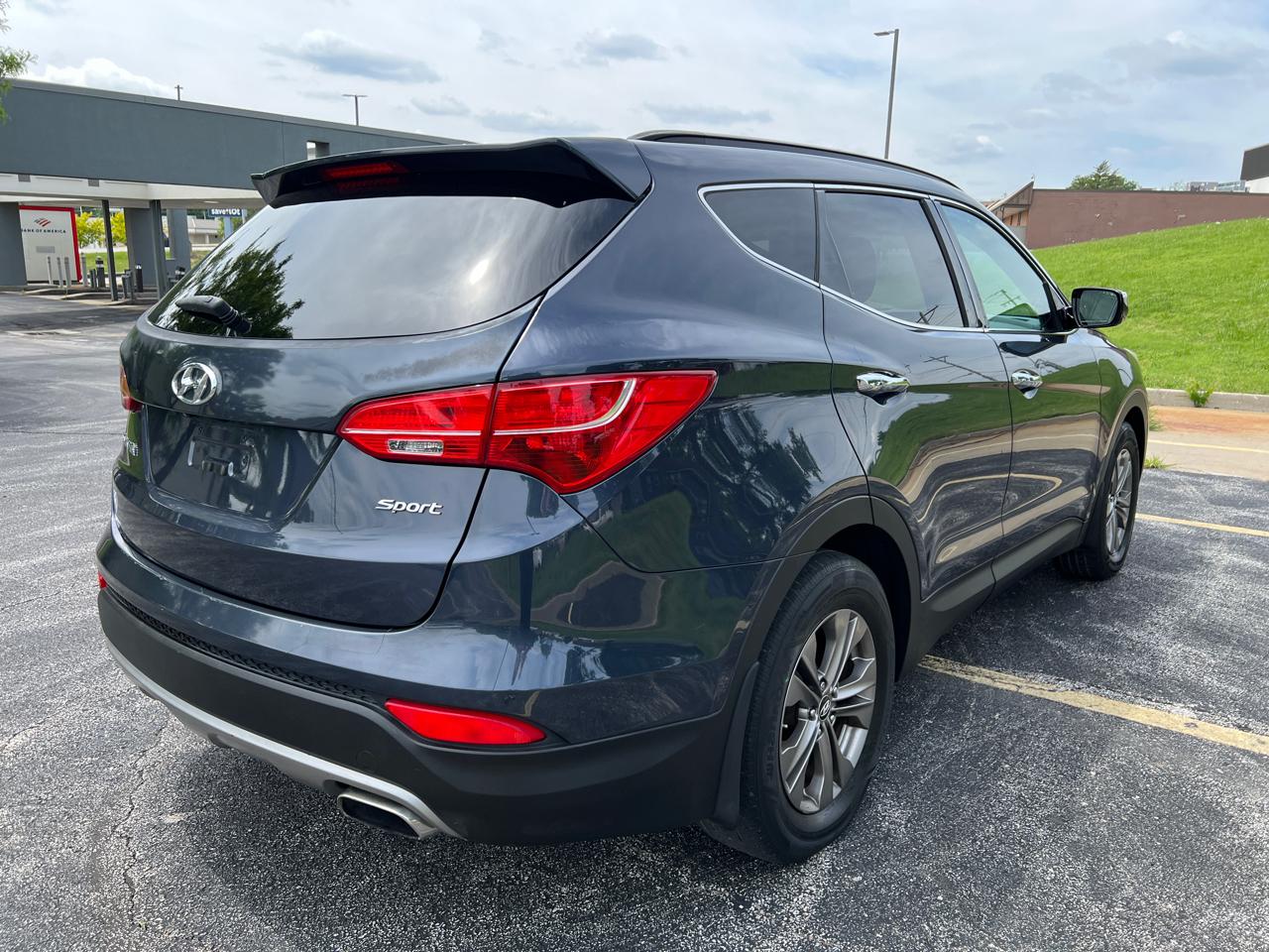 Hyundai Santa Fe FWD 4dr Sport 2013