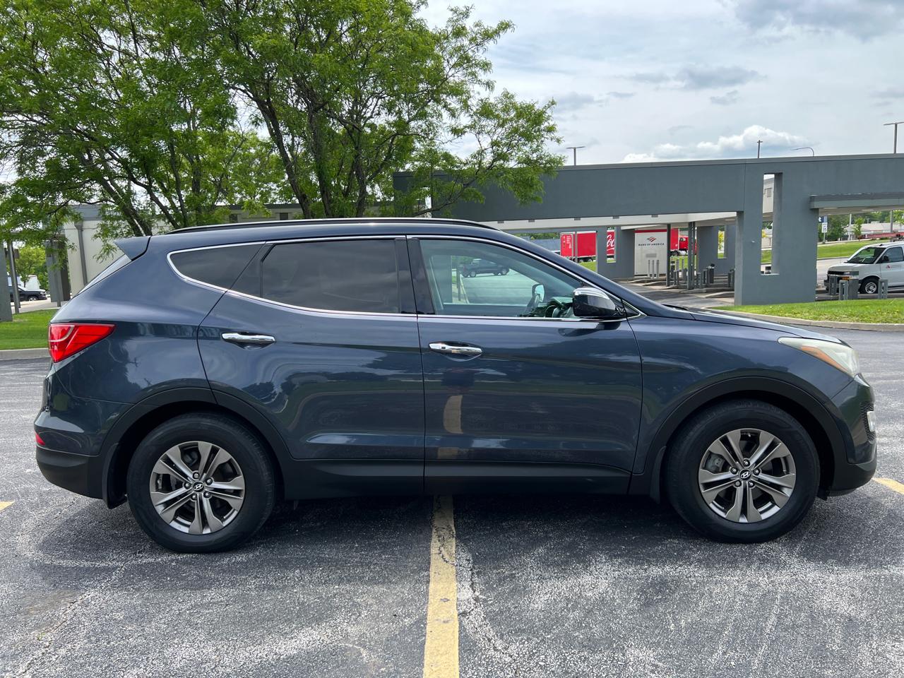 Hyundai Santa Fe FWD 4dr Sport 2013