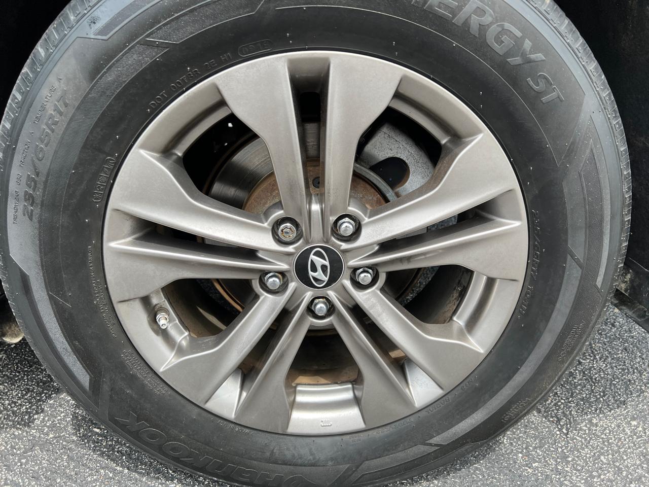 Hyundai Santa Fe FWD 4dr Sport 2013